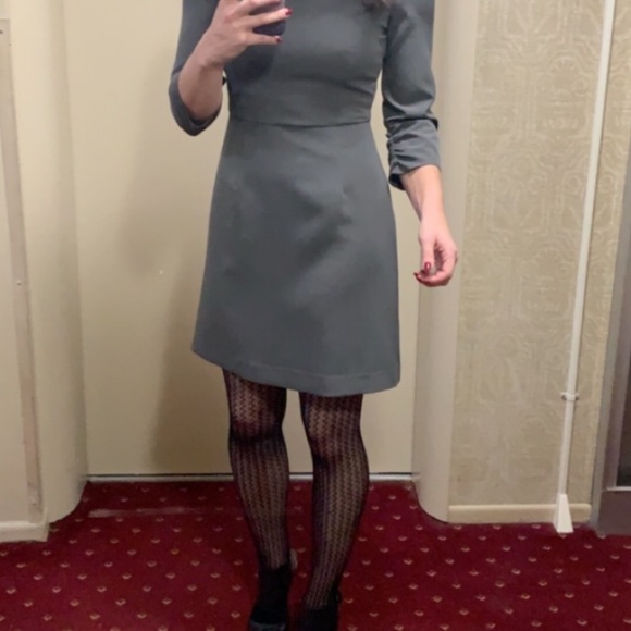 Meet your posher: Hi I’m Danielle! - Picture 2 of 3